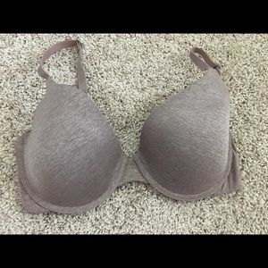 34DD Victoria’s Secret Bra